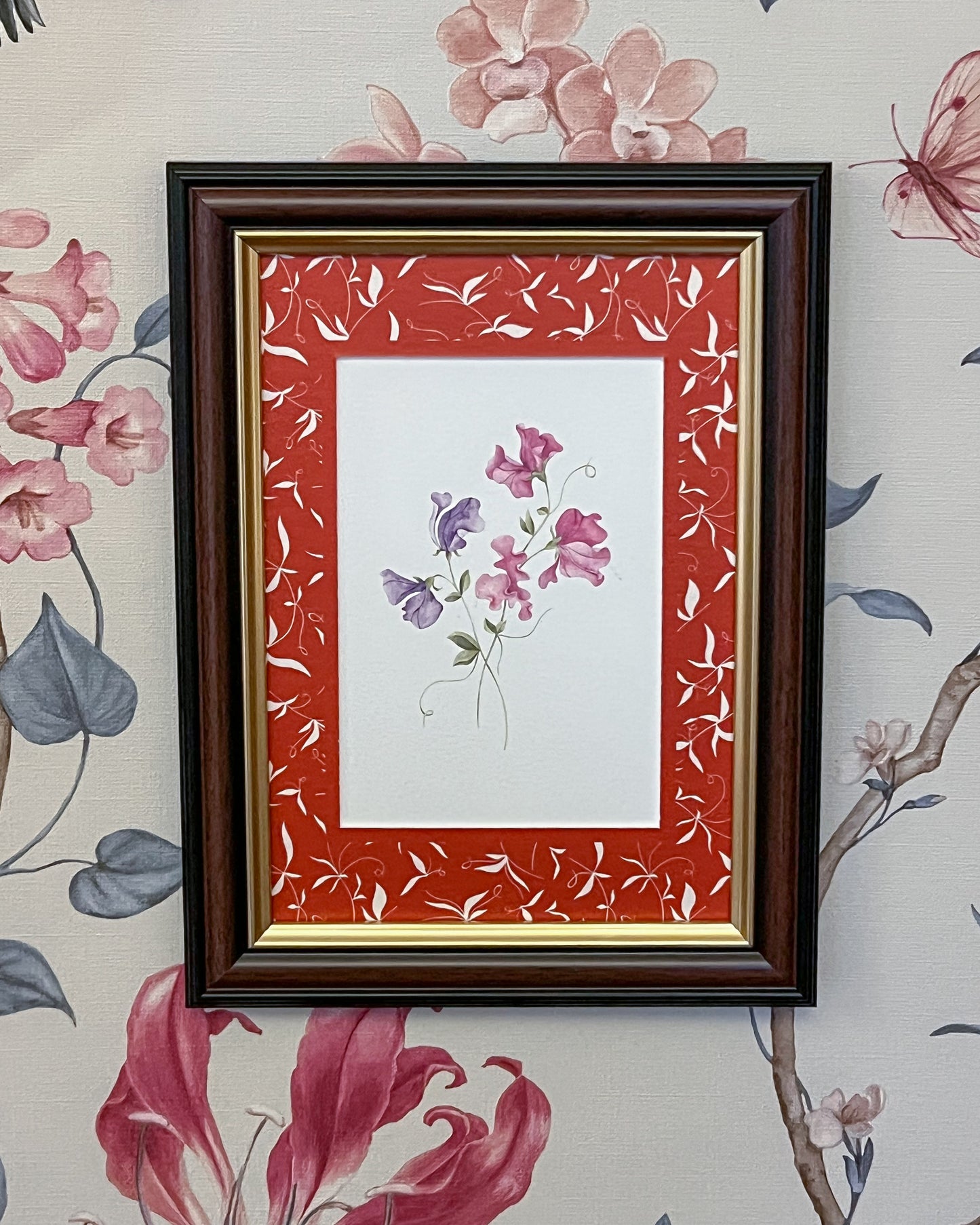 Coeur et Maman Red Botanical Mat Board

The perfect Valentine’s Gift to frame life’s precious memories. 
