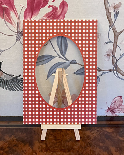 Coeur et Maman Red Gingham Mat Board

The perfect Valentine’s Gift to frame life’s precious memories. 