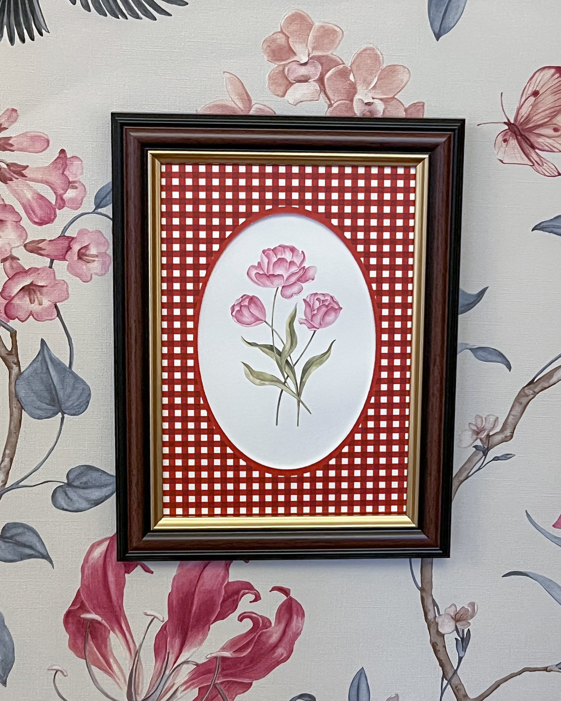 Coeur et Maman Red Gingham Mat Board

The perfect Valentine’s Gift to frame life’s precious memories. 