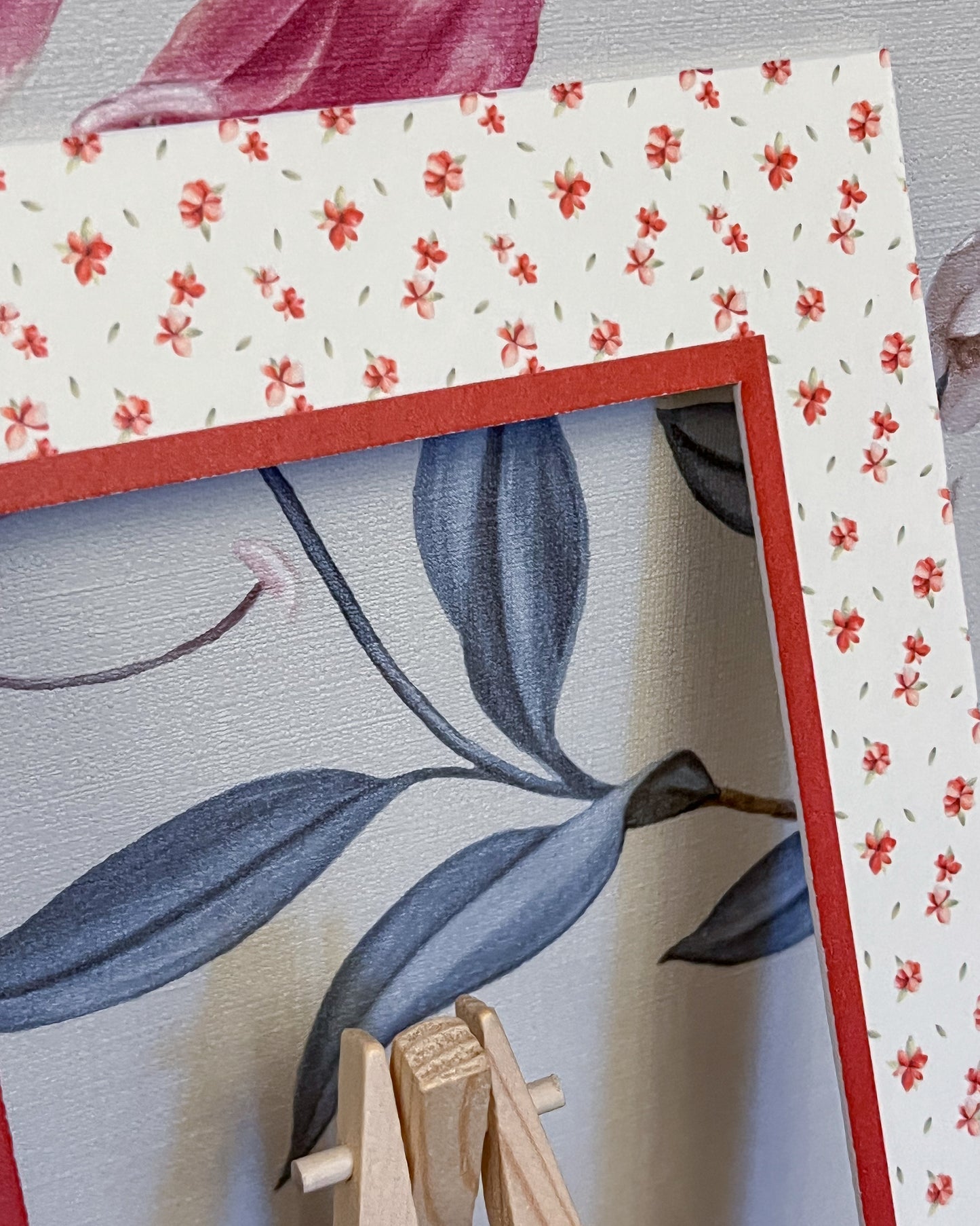 Red Rectangular Floral Photo Mat