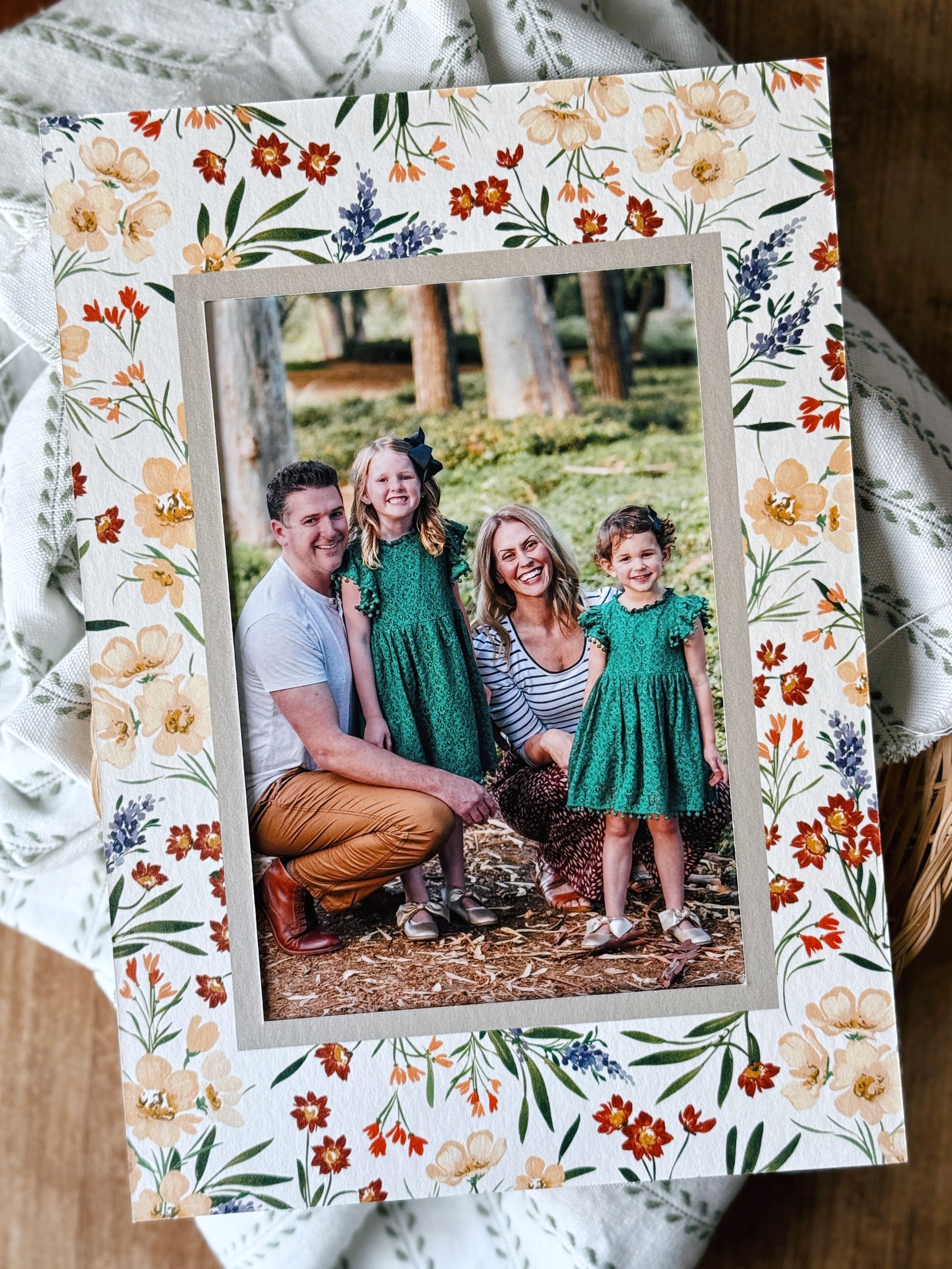 The Meadow Photo Mount - passepartout frame - rectangular aperture - Coeur et Maman