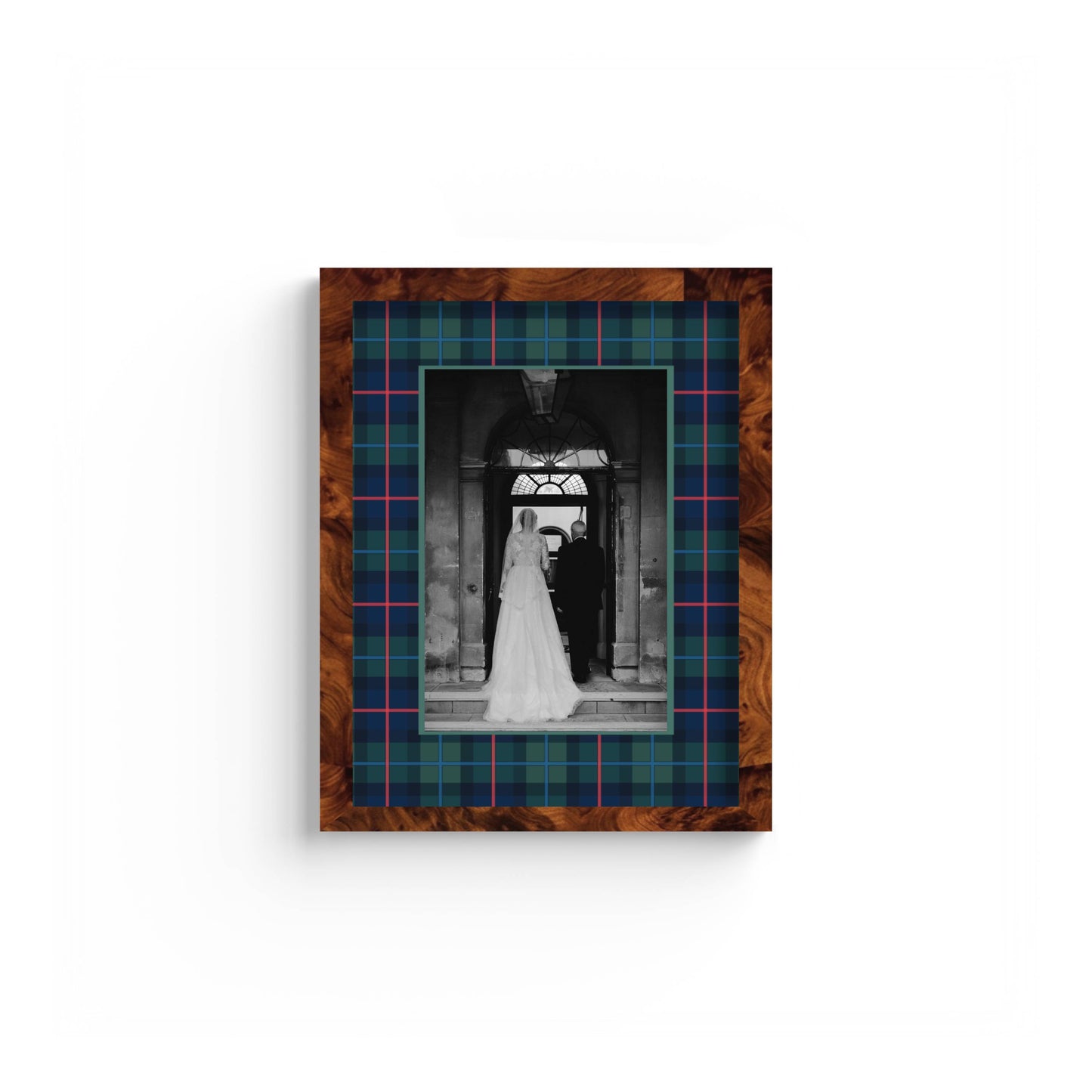 Campbell of Cawdor Tartan Photo Mount - custom photo mat for framing -burlwood frame - wall hanging - Coeur et Maman