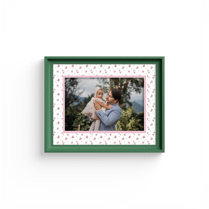 Floral Photo Mount - mount for picture frame - green frame - wall hanging - Coeur et Maman