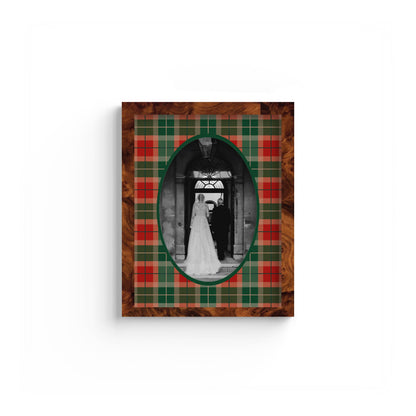 Campbell of Cawdor Tartan Photo Mount - custom photo mat for framing -burlwood frame - wall hanging - Coeur et Maman