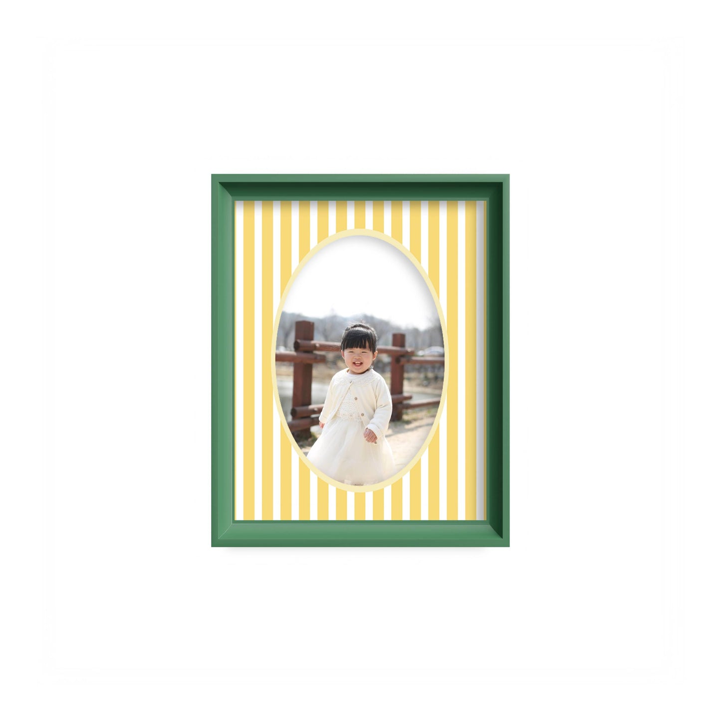 Medium Stripes Photo Mount - mount for picture frame - green frame - wall hanging - Coeur et Maman