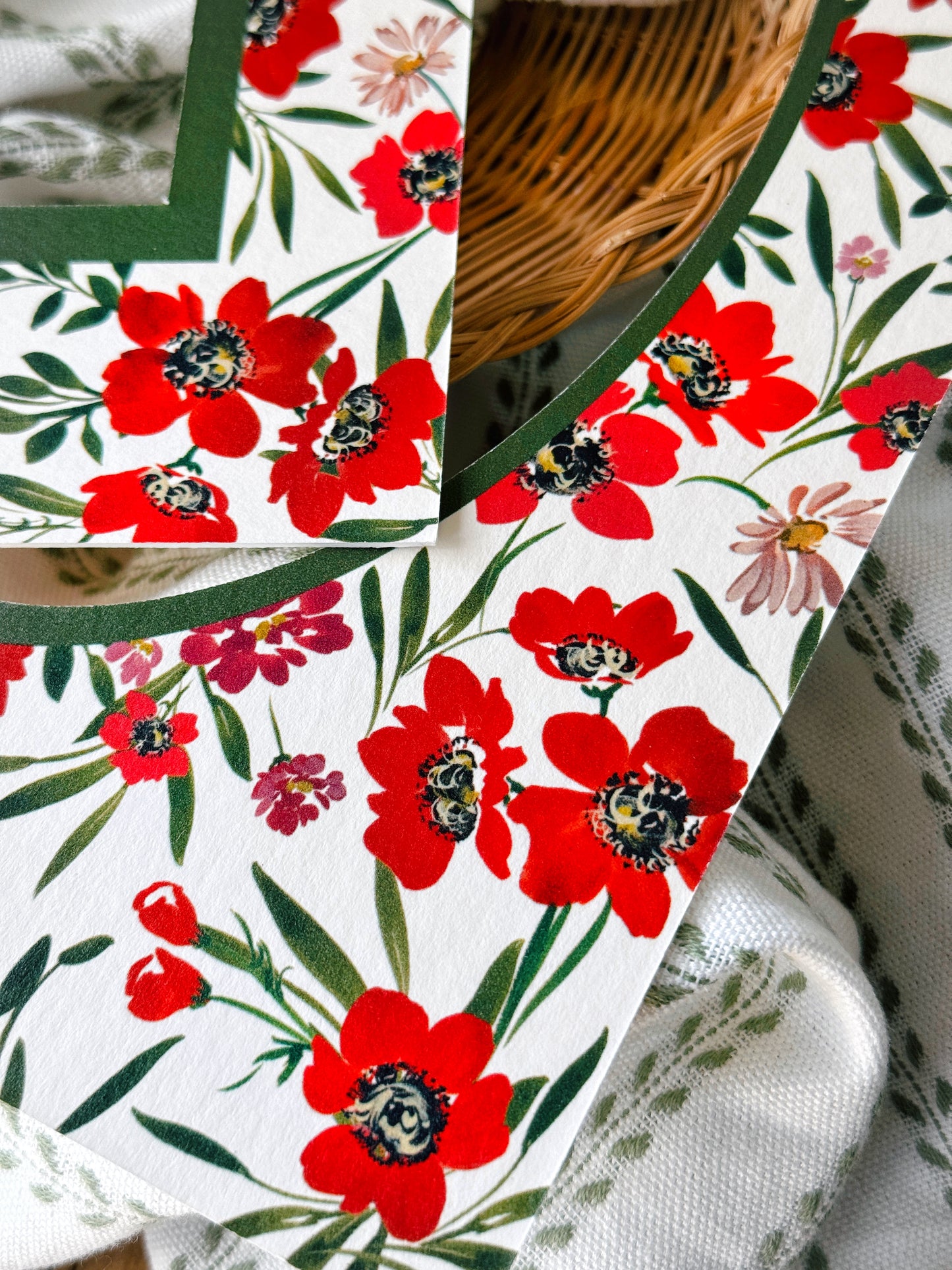 ScarletReverie__oval