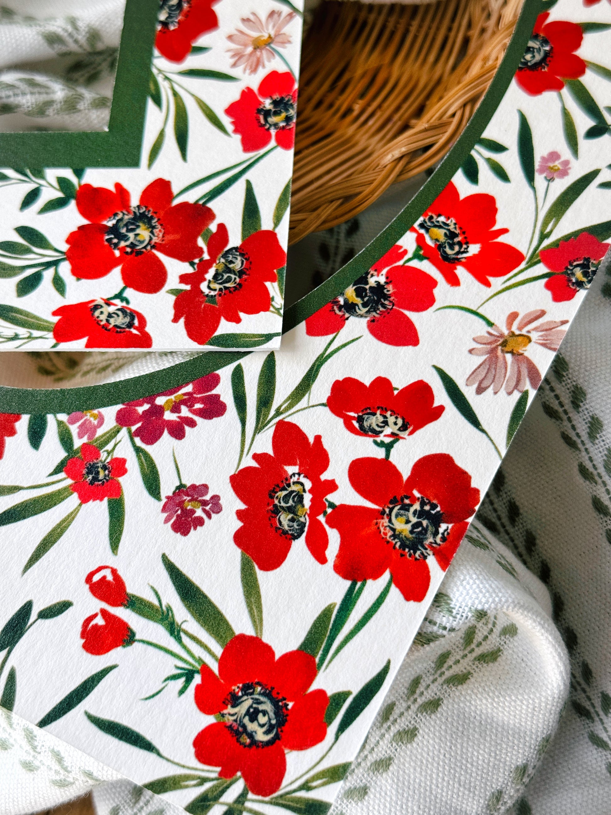 ScarletReverie__oval