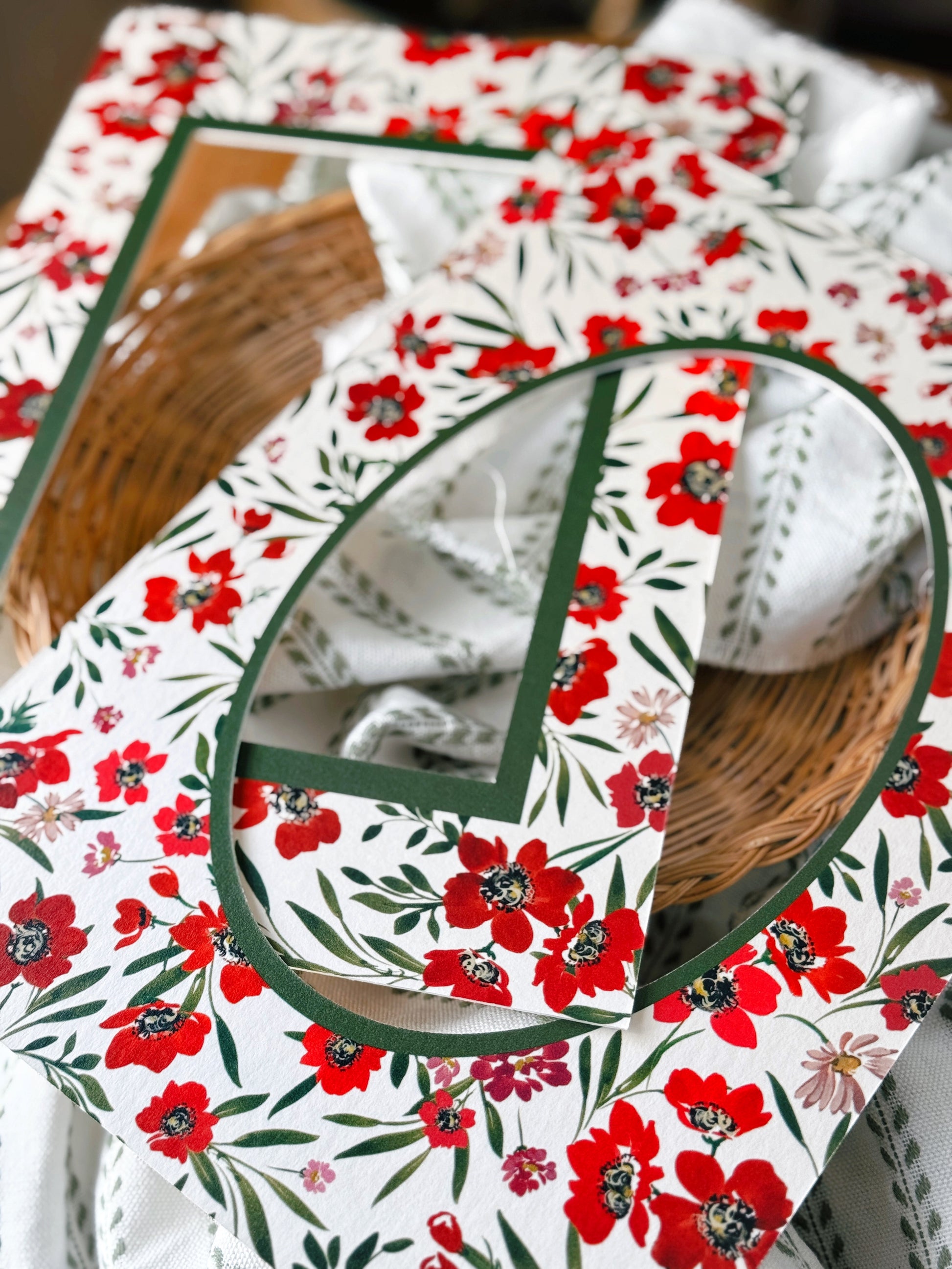 ScarletReverie__oval