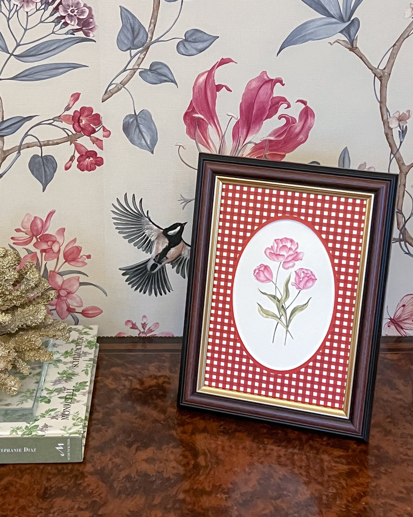 Coeur et Maman Red Gingham Mat Board

The perfect Valentine’s Gift to frame life’s precious memories. 